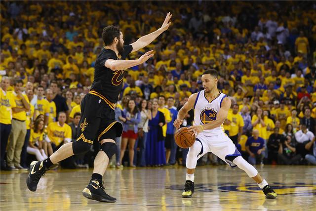 ESPN：阿贾克斯已向皇马报价塞巴略斯，但球员优先考虑回归贝蒂斯